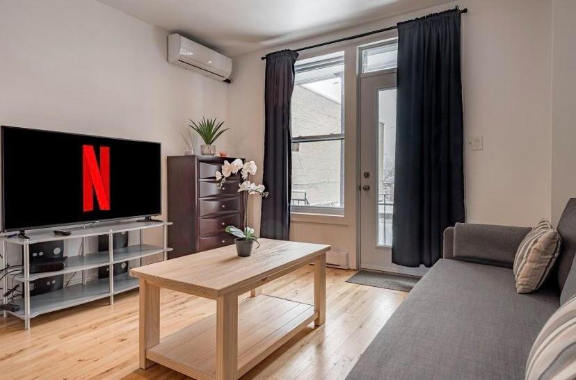 5-Star Prime Location - Bright Condo Montréal Eksteriør billede